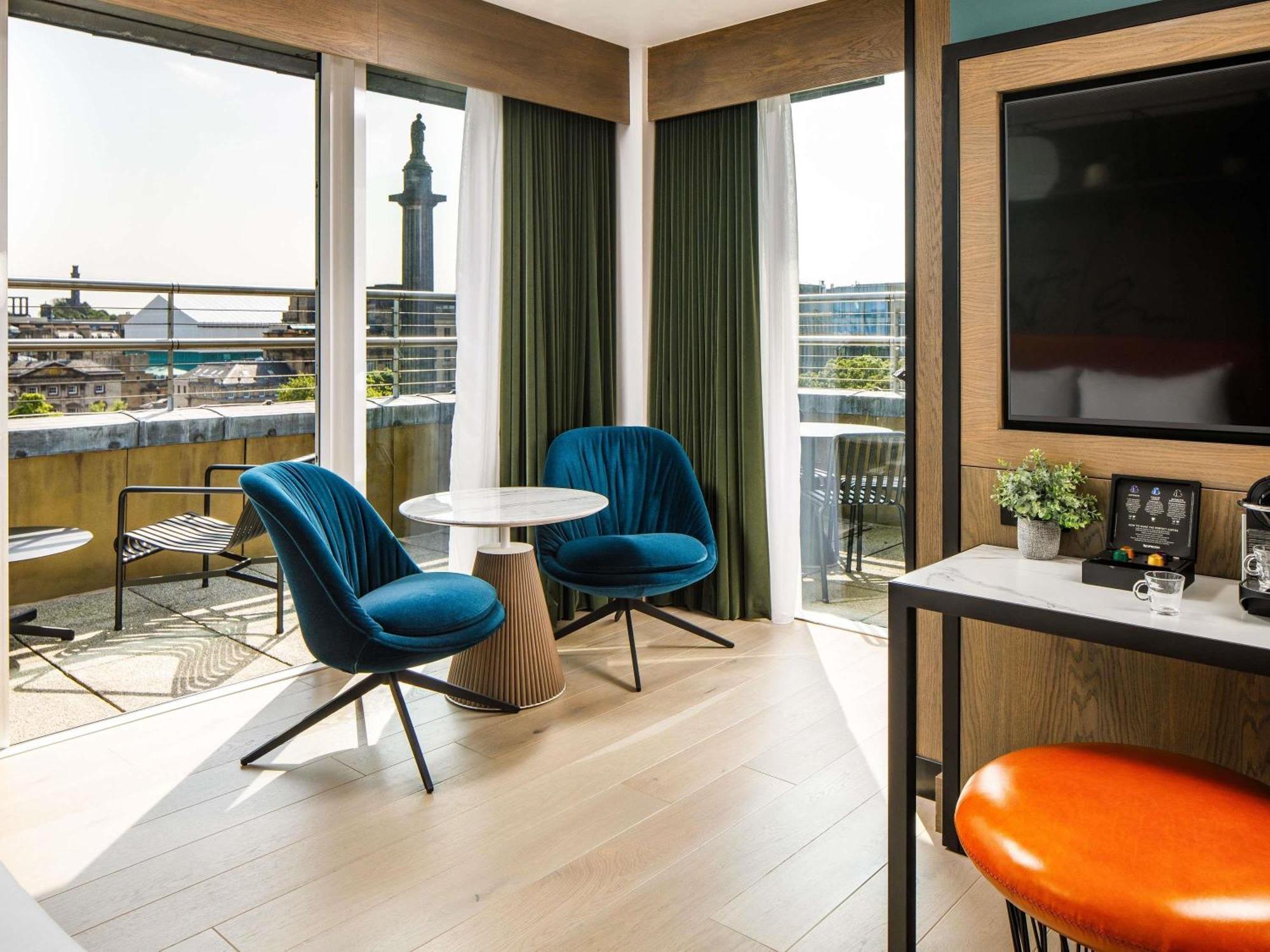 Ibis Styles Edinburgh St Andrew Square — Fotos 1